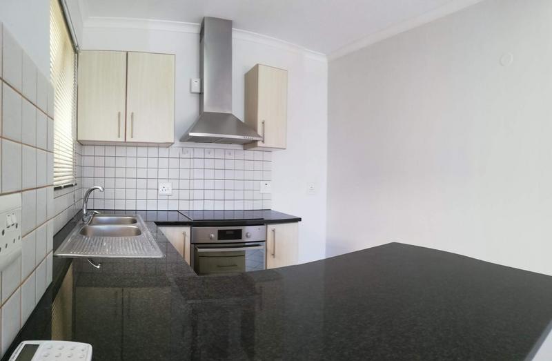 2 Bedroom Property for Sale in Somerset West Western Cape